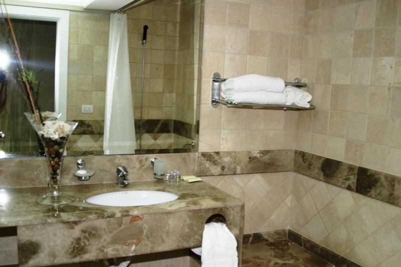 Castel Mare Beach Hotel & Resort Byblos Esterno foto
